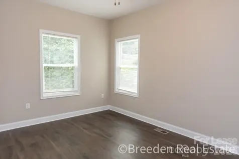382 Harper Avenue Lenoir NC 28645