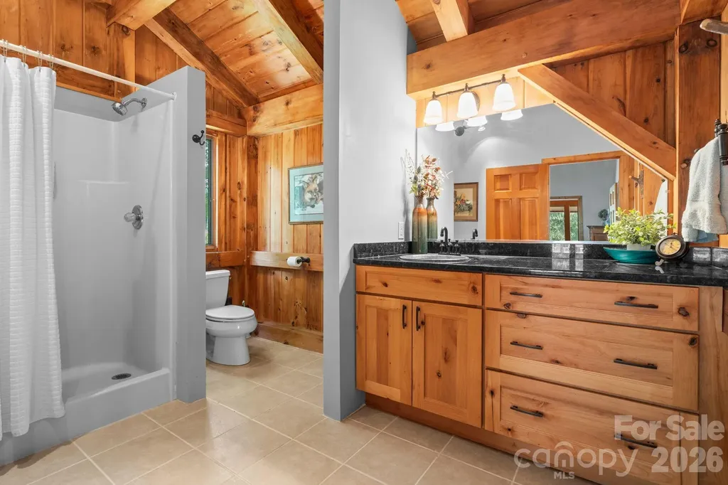 221 White Oak Trail Banner Elk NC 28604