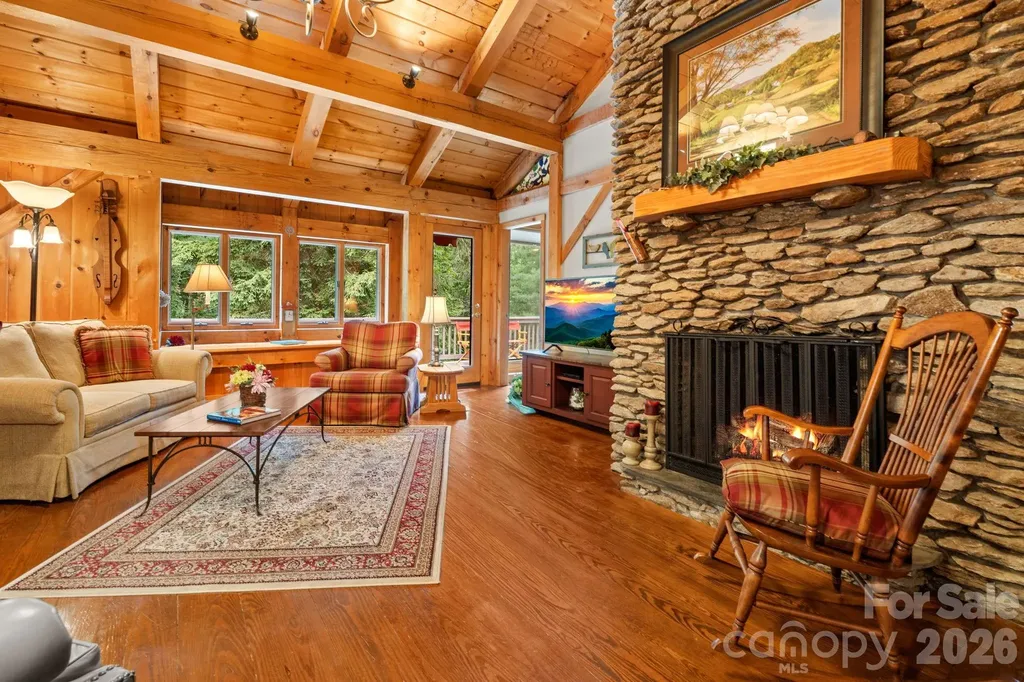 221 White Oak Trail Banner Elk NC 28604