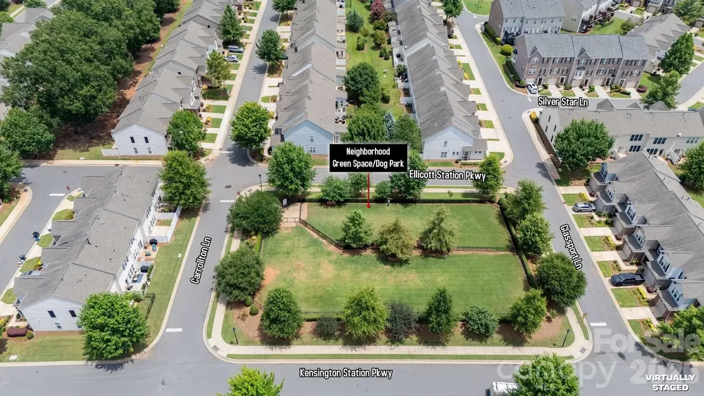 2429 Diplomat Lane Charlotte NC 28210