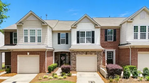 2429 Diplomat Lane Charlotte NC 28210