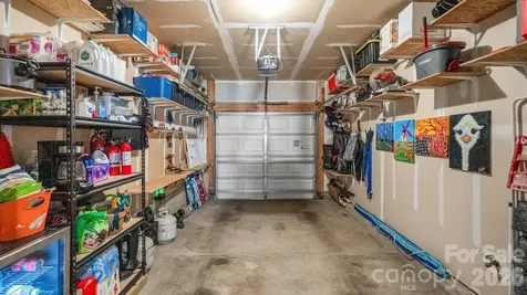 2429 Diplomat Lane Charlotte NC 28210