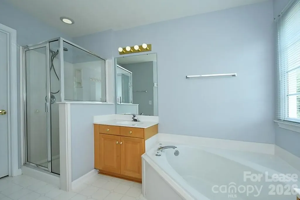 10402 Friarsgate Road Huntersville NC 28078