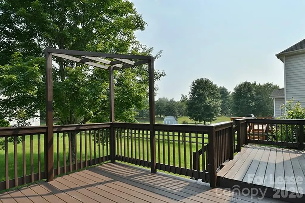 10402 Friarsgate Road Huntersville NC 28078