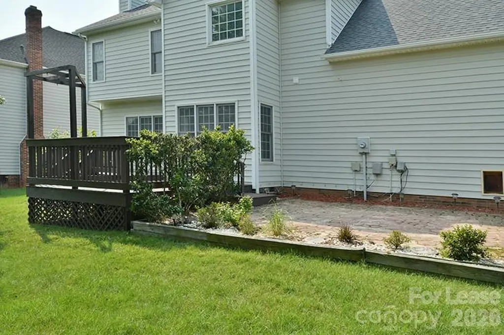10402 Friarsgate Road Huntersville NC 28078