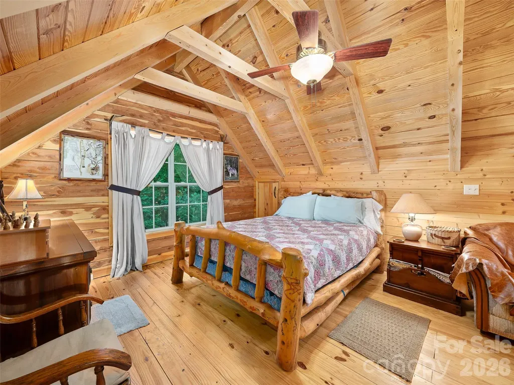 284 Simmons Ridge Road Bakersville NC 28705