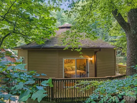 284 Simmons Ridge Road Bakersville NC 28705