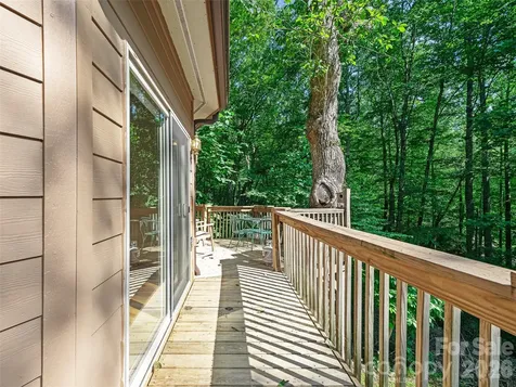 284 Simmons Ridge Road Bakersville NC 28705