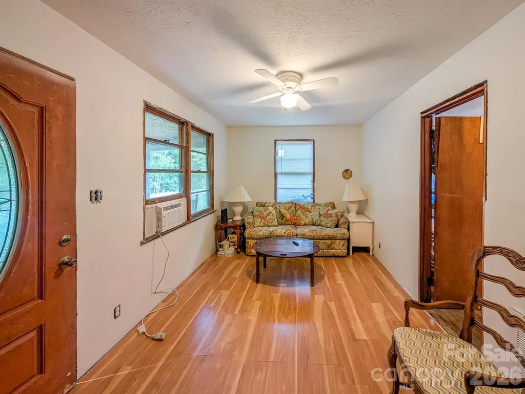 172 Lower Browns Creek Road Burnsville NC 28714