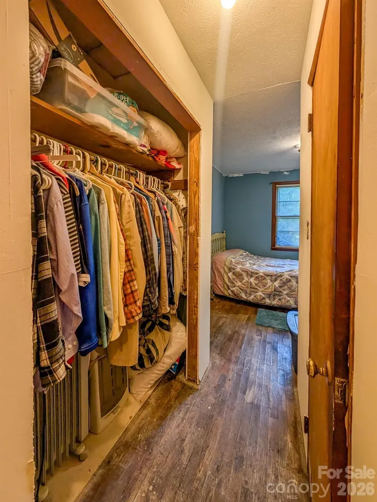 172 Lower Browns Creek Road Burnsville NC 28714