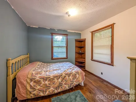 172 Lower Browns Creek Road Burnsville NC 28714