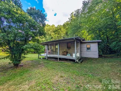 172 Lower Browns Creek Road Burnsville NC 28714