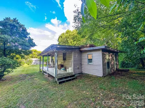 172 Lower Browns Creek Road Burnsville NC 28714