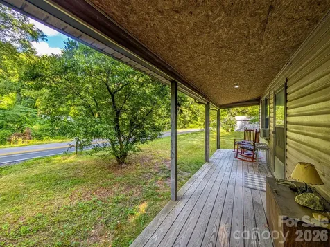 172 Lower Browns Creek Road Burnsville NC 28714
