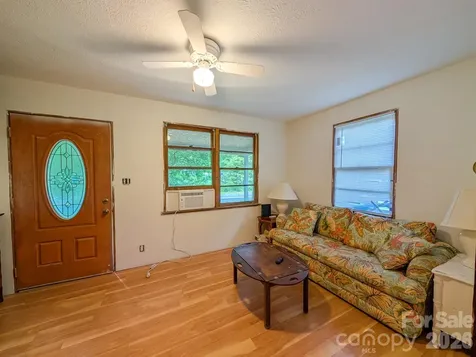 172 Lower Browns Creek Road Burnsville NC 28714