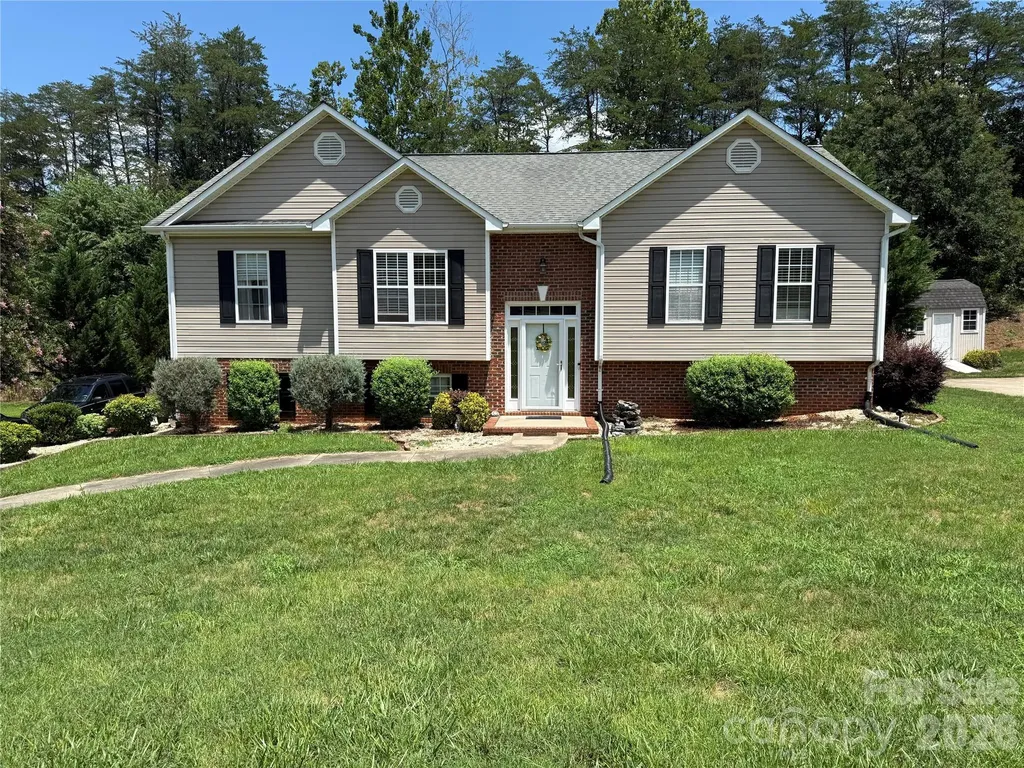 97 Freshfield Drive Hudson NC 28638