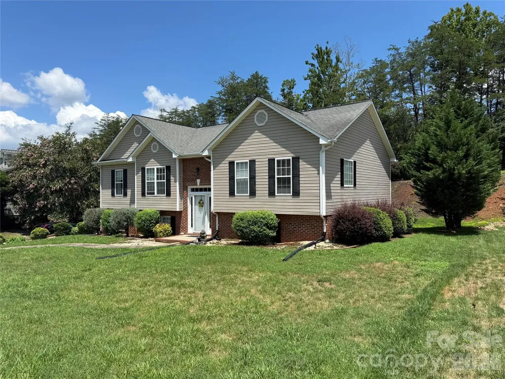 97 Freshfield Drive Hudson NC 28638