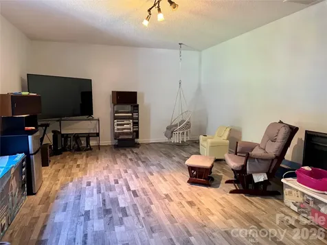 97 Freshfield Drive Hudson NC 28638