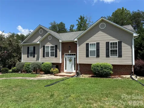 97 Freshfield Drive Hudson NC 28638