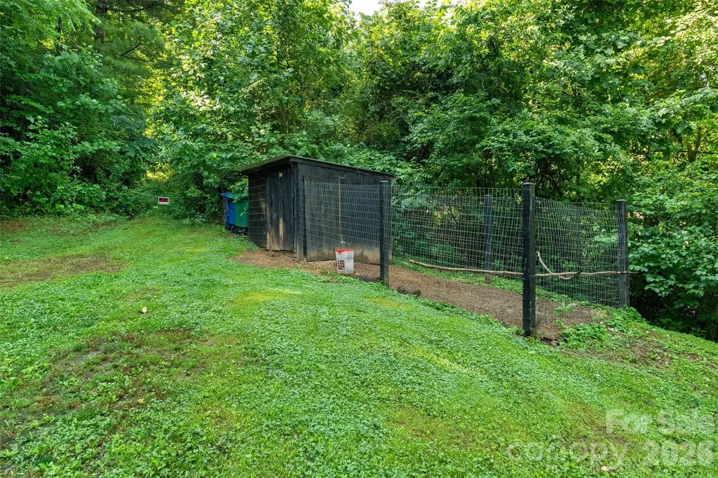 1226 Newfound Road Leicester NC 28748