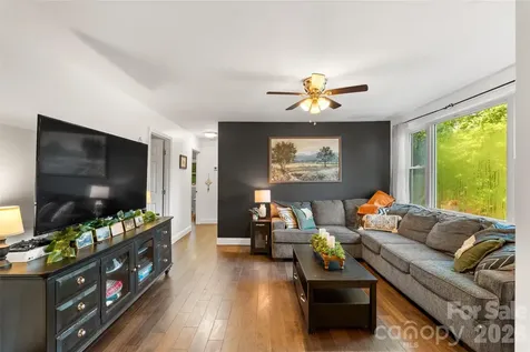 1226 Newfound Road Leicester NC 28748