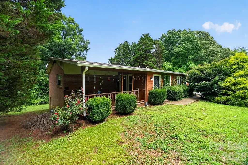 101 White Rock Road Grover NC 28073