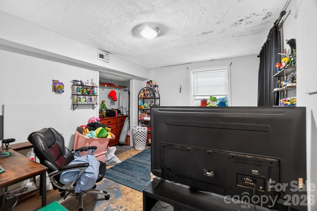 101 White Rock Road Grover NC 28073