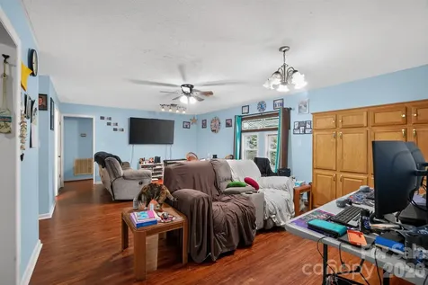101 White Rock Road Grover NC 28073