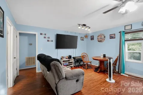 101 White Rock Road Grover NC 28073