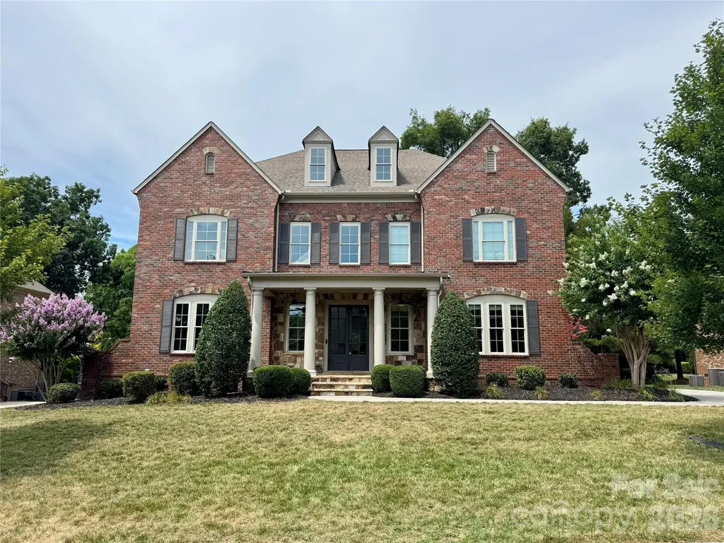 1004 Viscount Drive Matthews NC 28104
