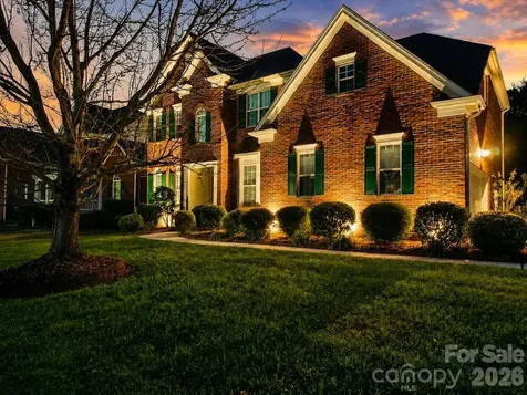 11118 Fountaingrove Drive Charlotte NC 28262