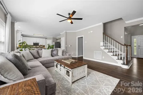 11118 Fountaingrove Drive Charlotte NC 28262