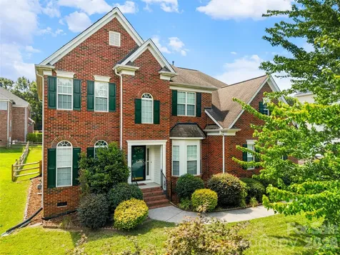 11118 Fountaingrove Drive Charlotte NC 28262