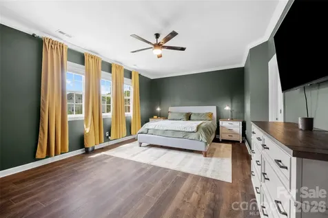 11118 Fountaingrove Drive Charlotte NC 28262
