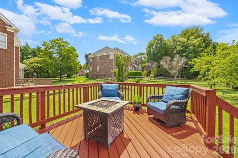 11118 Fountaingrove Drive Charlotte NC 28262