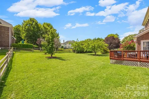 11118 Fountaingrove Drive Charlotte NC 28262