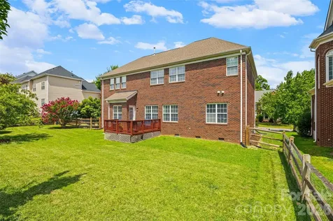 11118 Fountaingrove Drive Charlotte NC 28262