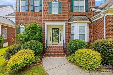 11118 Fountaingrove Drive Charlotte NC 28262