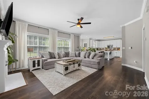 11118 Fountaingrove Drive Charlotte NC 28262