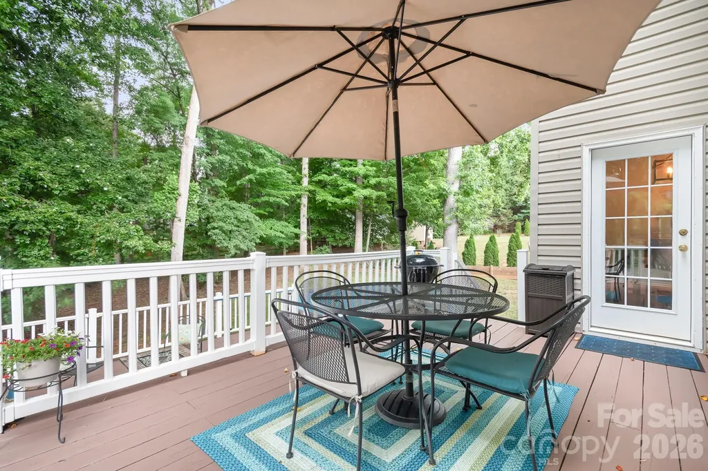 142 Valley Glen Drive Troutman NC 28166