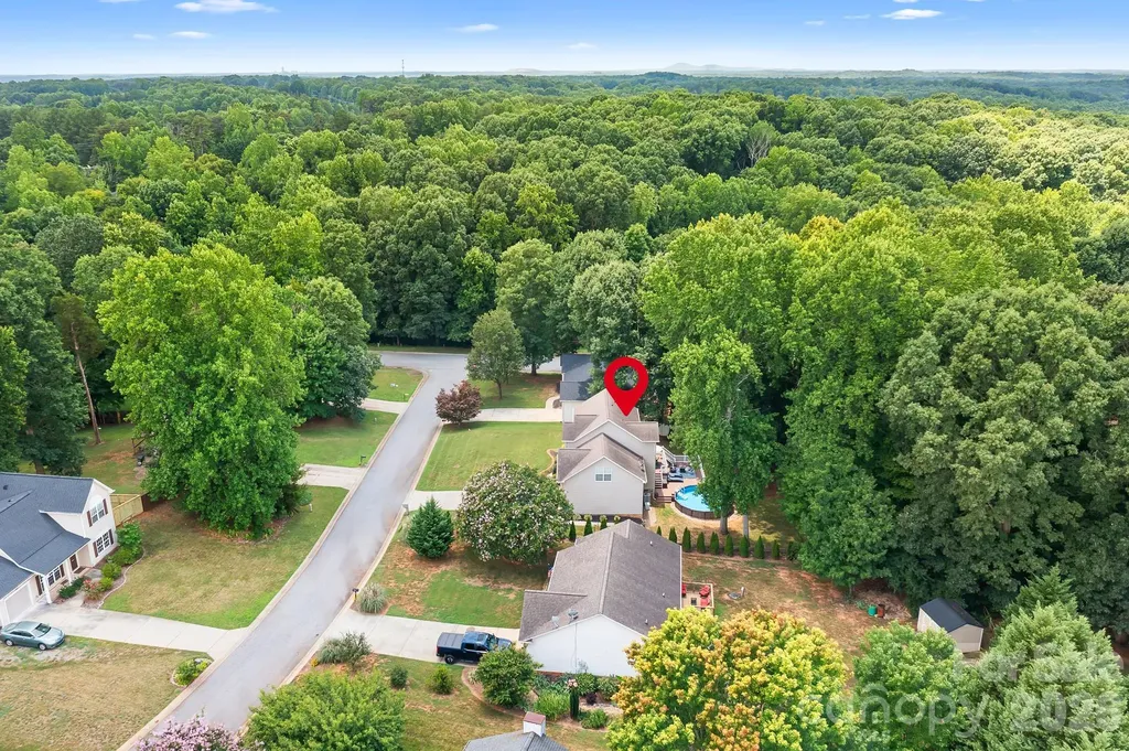 142 Valley Glen Drive Troutman NC 28166