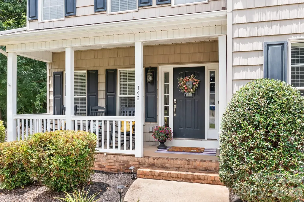 142 Valley Glen Drive Troutman NC 28166
