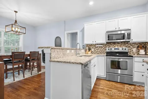 142 Valley Glen Drive Troutman NC 28166
