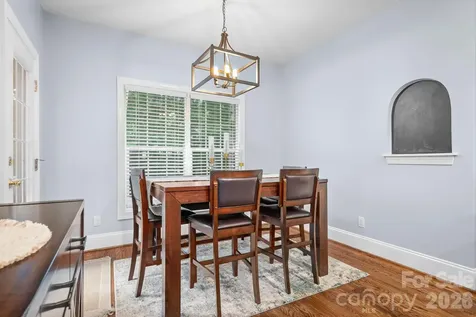 142 Valley Glen Drive Troutman NC 28166