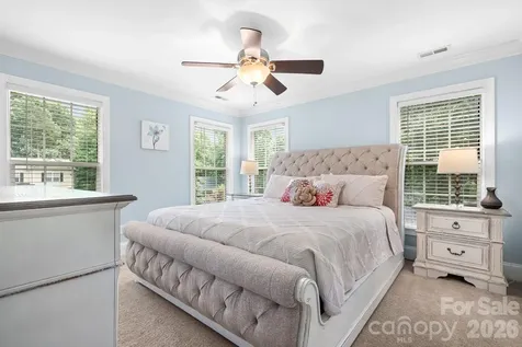 142 Valley Glen Drive Troutman NC 28166