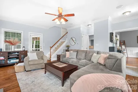 142 Valley Glen Drive Troutman NC 28166