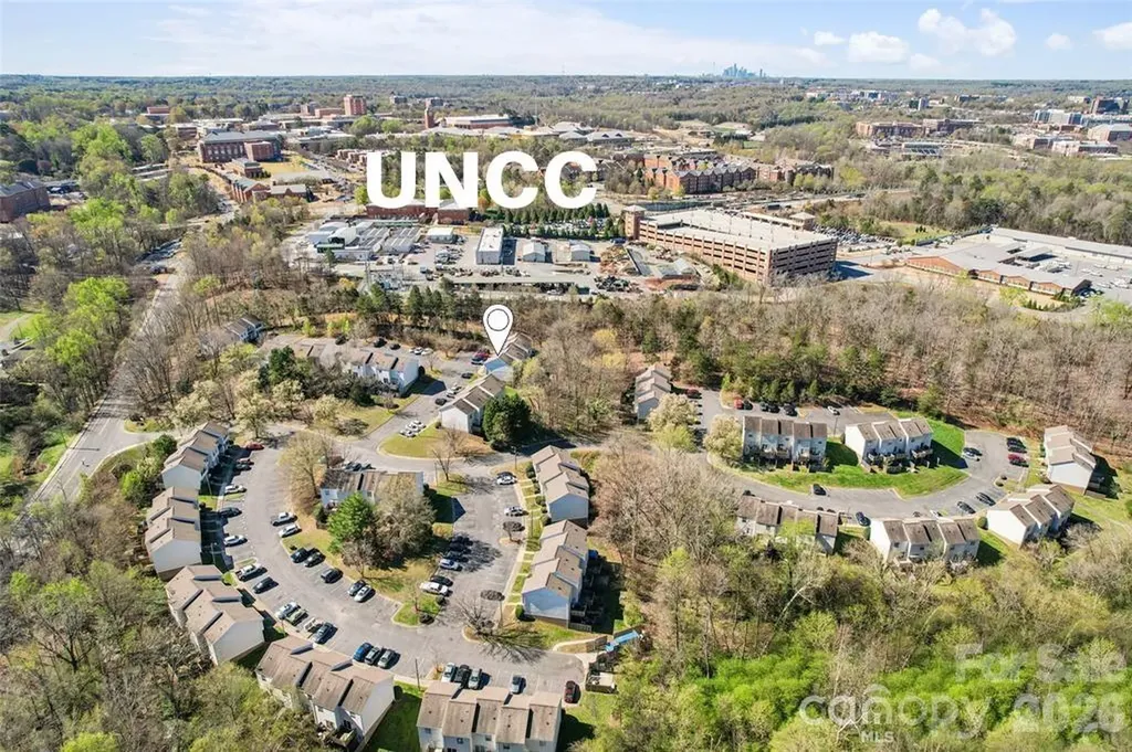 614 Lex Drive Charlotte NC 28262