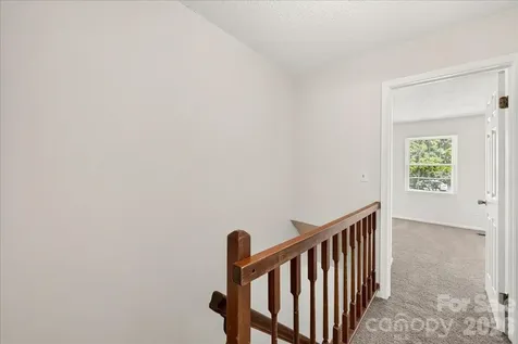 614 Lex Drive Charlotte NC 28262