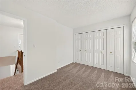 614 Lex Drive Charlotte NC 28262