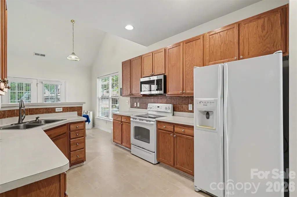 10729 Yellow Tail Court Charlotte NC 28270